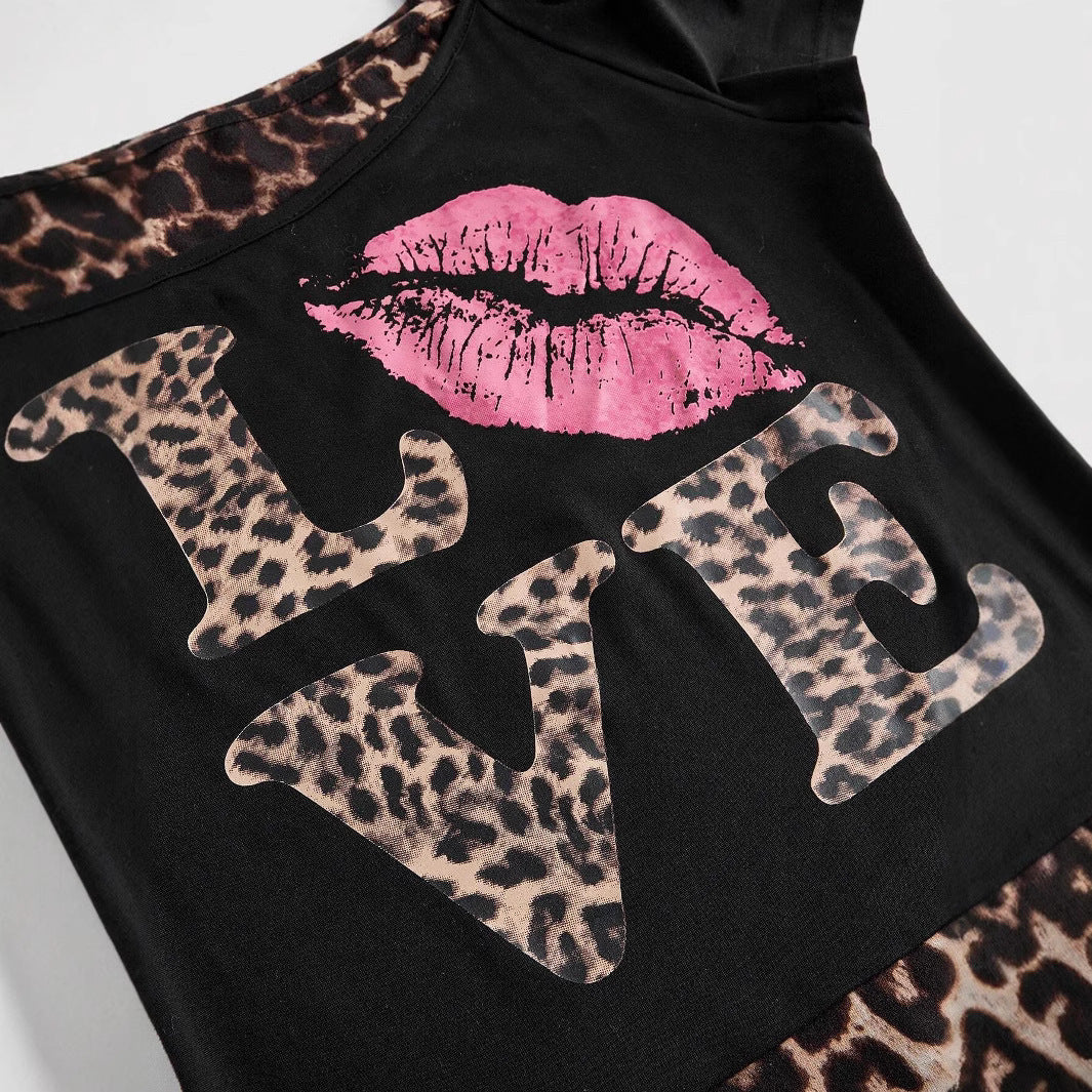 Ella - Damen Off-Shoulder Top mit wildem Leo-Print und stylischem Statement-Design
