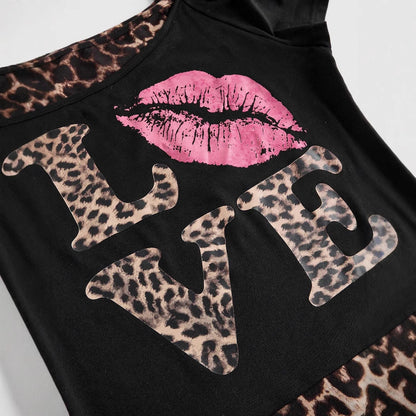 Ella - Damen Off-Shoulder Top mit wildem Leo-Print und stylischem Statement-Design